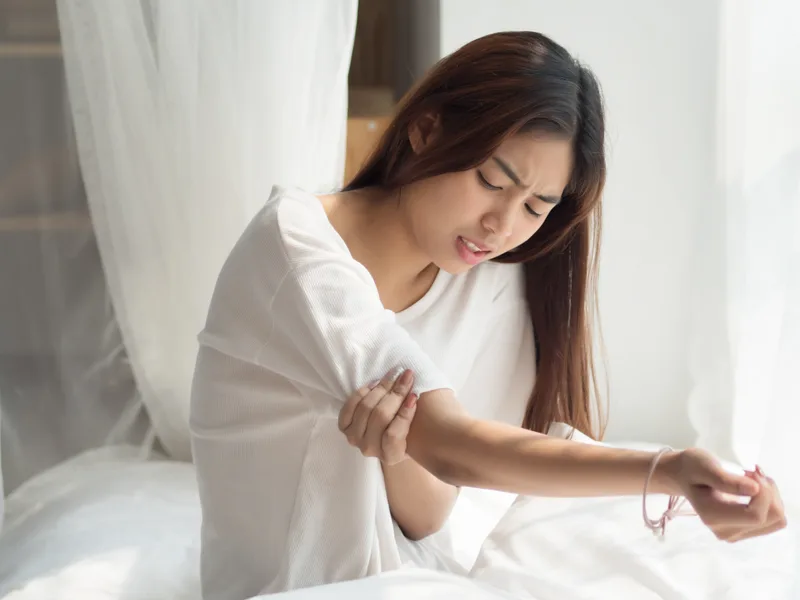 How New Beginnings Chiropractic treats elbow pain in Hudsonville