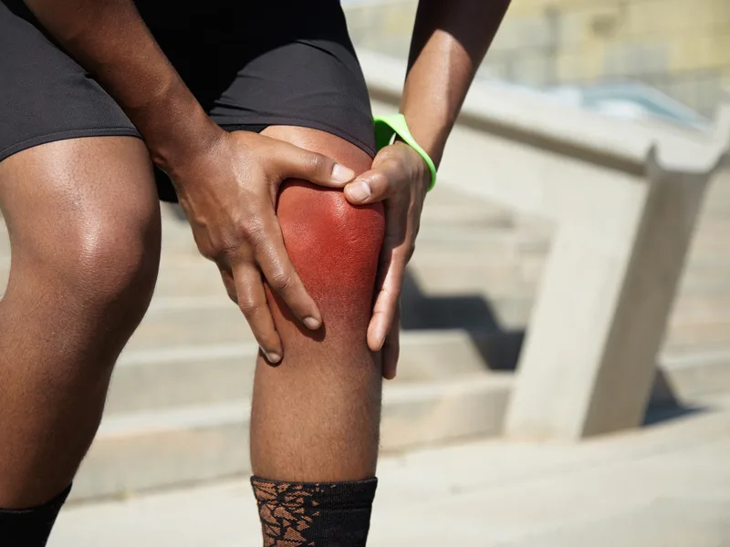 New Beginnings Chiropractic treating knee pain in Hudsonville