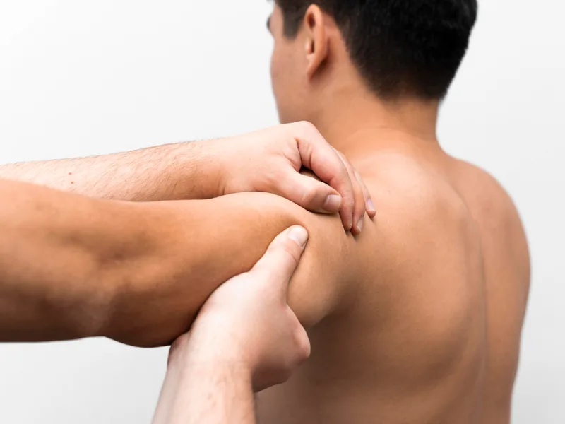 How New Beginnings Chiropractic treats rotator cuff injury in Hudsonville