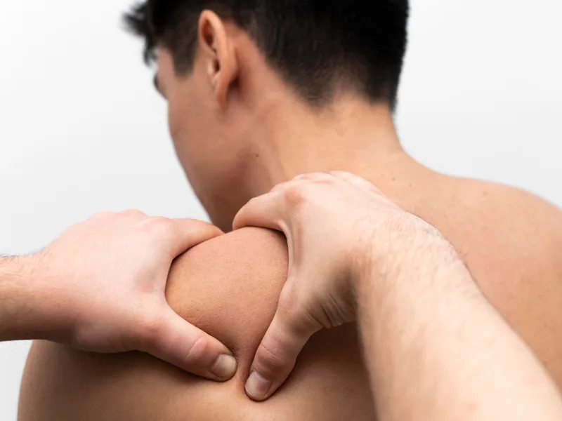 Chiropractic care for rotator cuff injury at New Beginnings Chiropractic in Hudsonville