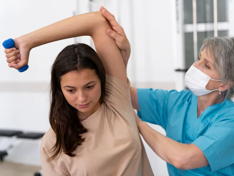 New Beginnings Chiropractic treating rotator cuff injury in Hudsonville